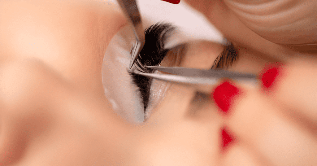 essential-eyelash-extension-preparation-tips